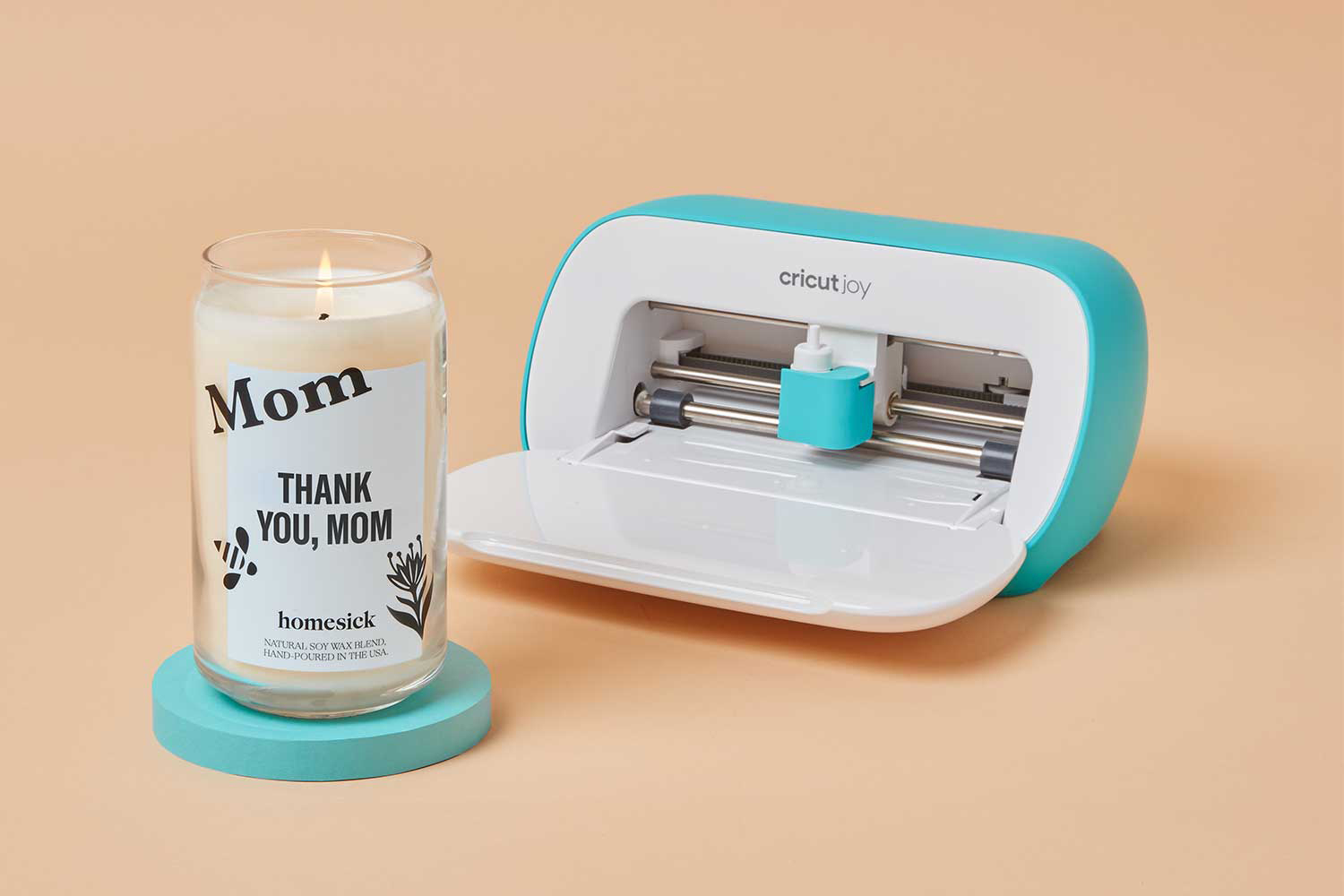 5 Homesick customizations: DIY personalized candles