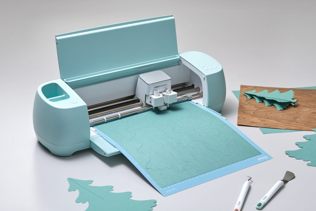 Cricut Papercraft tips for craft projects